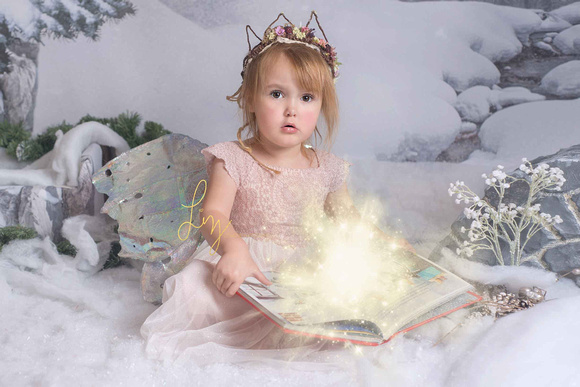 Magical fairy photoshoot - themed and styled fine art child photographer